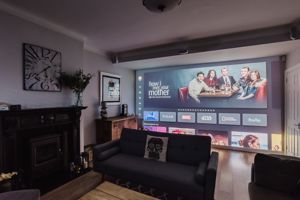 Lounge- click for photo gallery